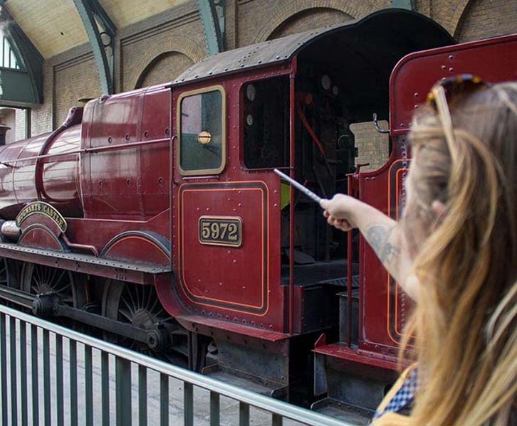 Exploring Universal Orlando on a Budget: Money-Saving Tips and Tricks