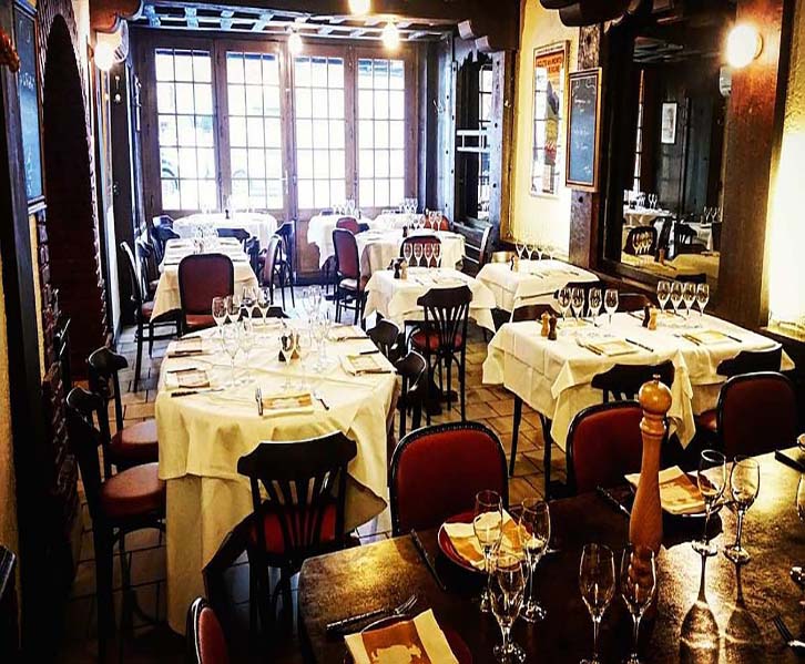 Traversing Time: Experiencing the Timeless Delights of Classic French Cuisine in Paris